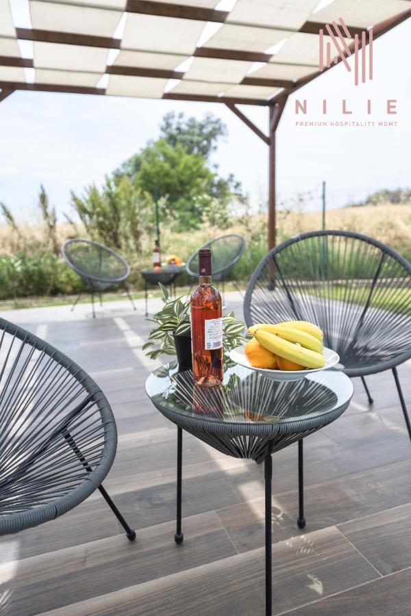 Ultima Summer Residence, Nilie Hospitality Mgmt Áfitosz Kültér fotó